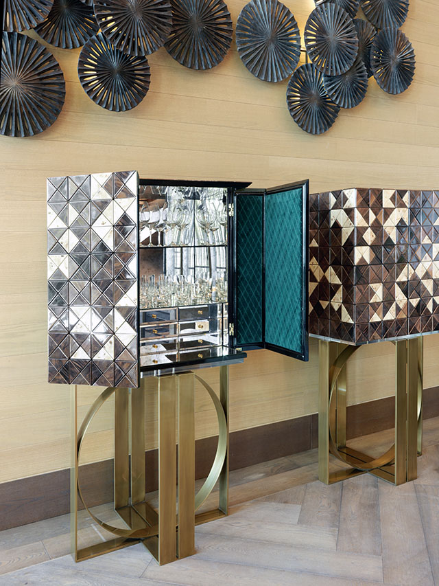 Boca do Lobo的Pixel Cabinet就是巧妙使用木质元素的例证之一。